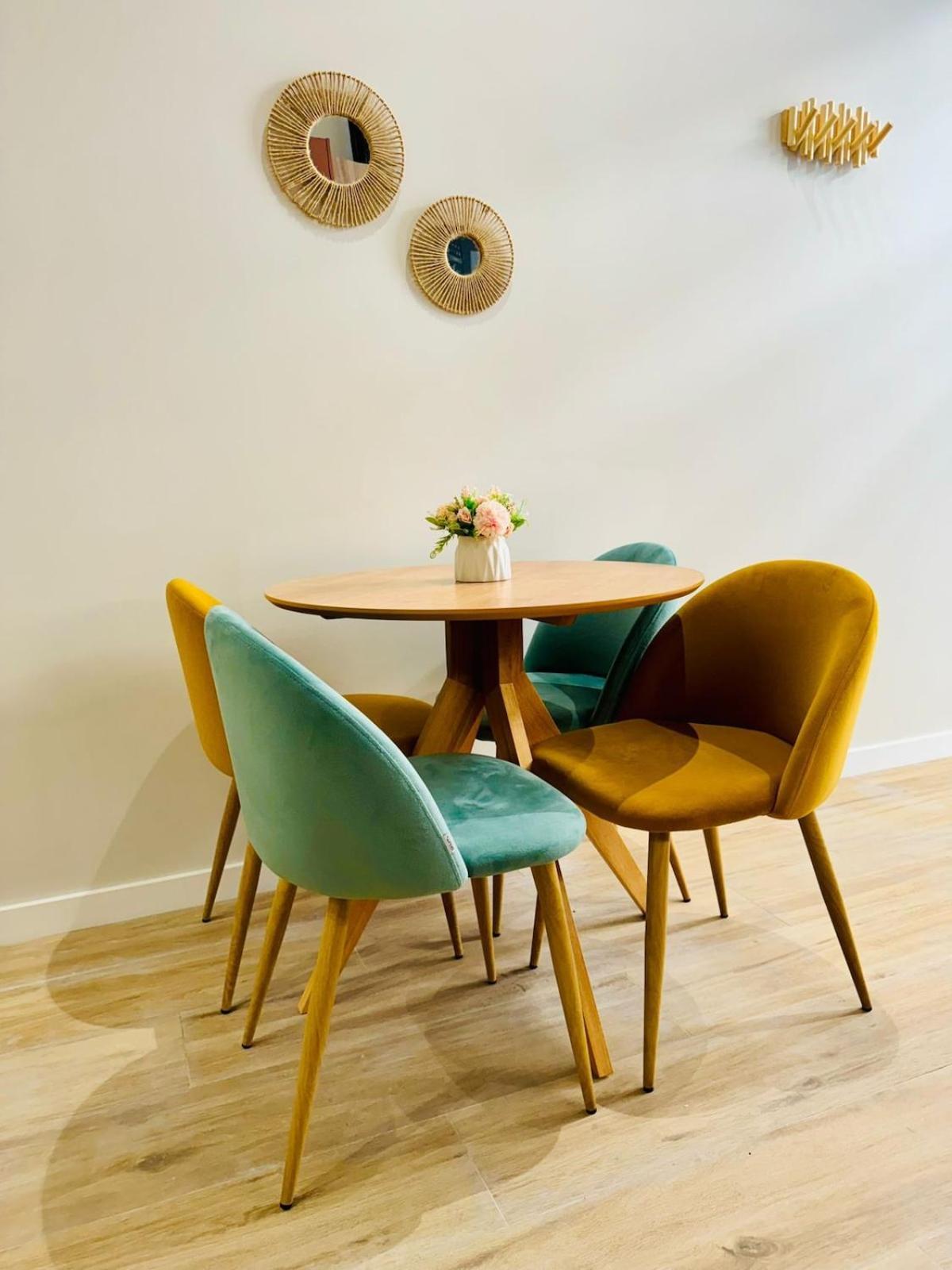 Apartment Design & Style Close To Center *